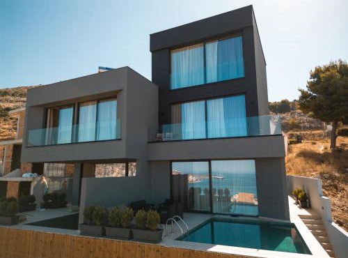 Ionian Premium Villas in Sarandë