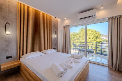 Azure7 Seaside - Luxury Apartment in Varkiza in Varkiza