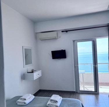 Sevilia Rooms in Qeparo