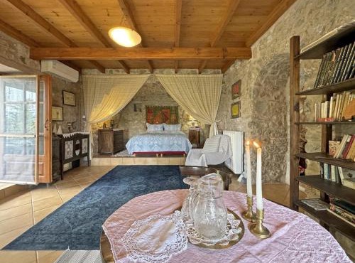 Lina's Art and Stone Studio in Verga Kalamata
