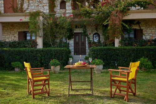Villa Pounente Apartments - 300m from the beach, by ZanteWize in Laganas