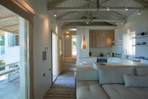 Green Islets seafront boutique villa in Nydri