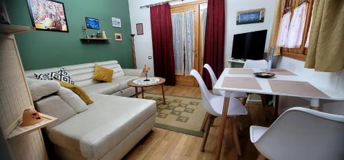Teba Garden's Villa in Tirana