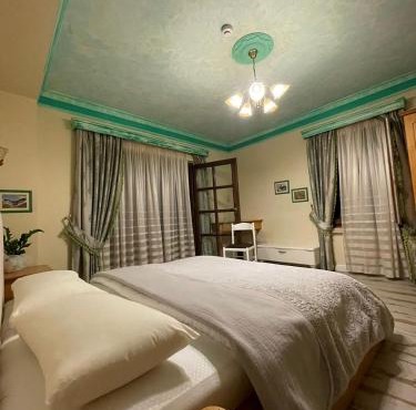 FARDOS HOTEL in Tiranë