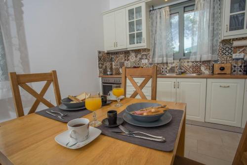 Alexandros Stone House